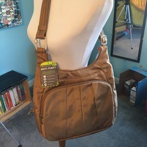 Never used travel bag